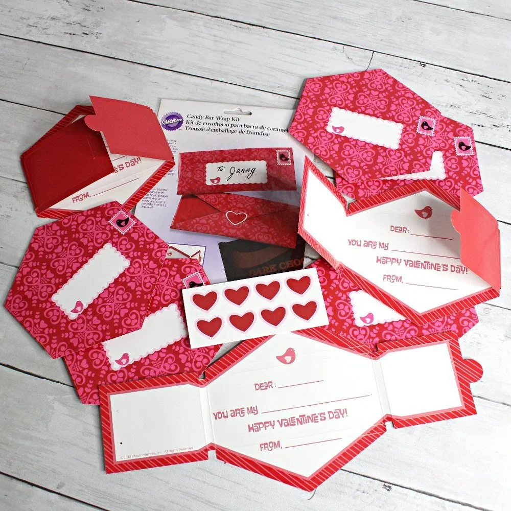 Wilton Candy Bar Wrap Kit Valentine's Day Wedding Party Favor Wrappers